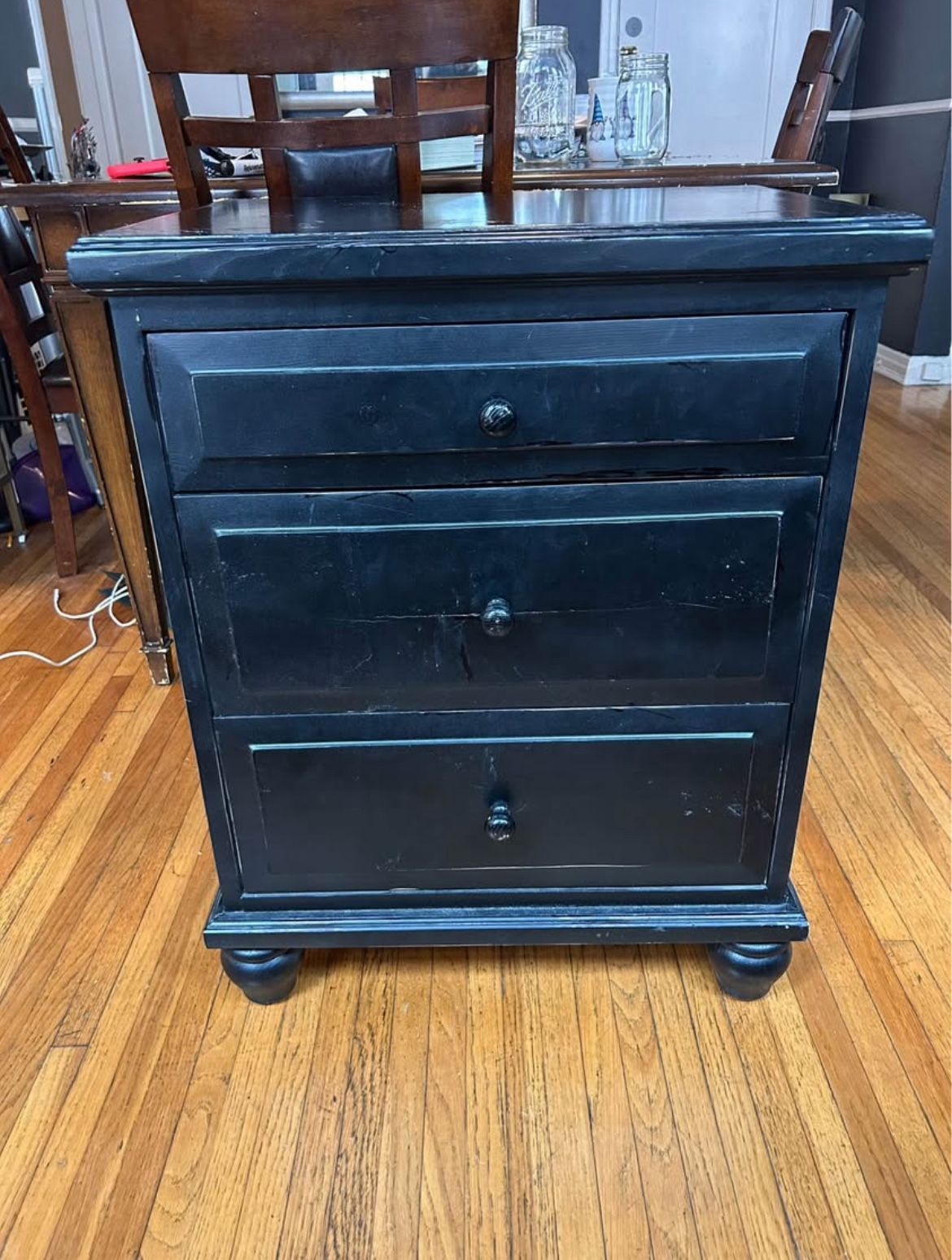 Dresser/Bedside Table