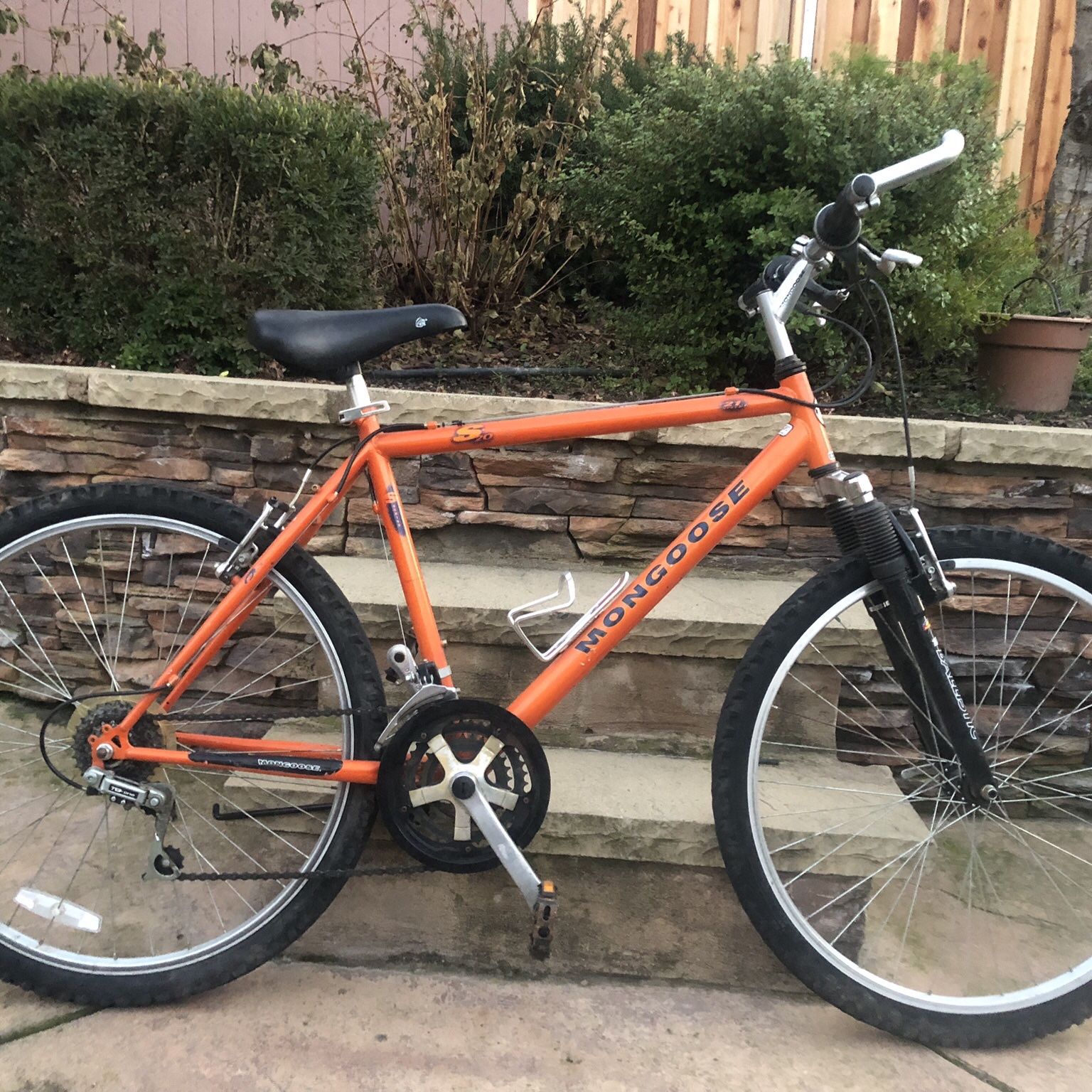 Mongoose S20 Series Mountain Bike for Sale in Sacramento CA OfferUp