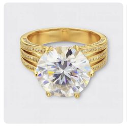 10 Carat Moissanite Gold Ring