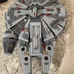 Lego Millennium Falcon