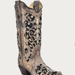 Corral Women’s cowgirl boots