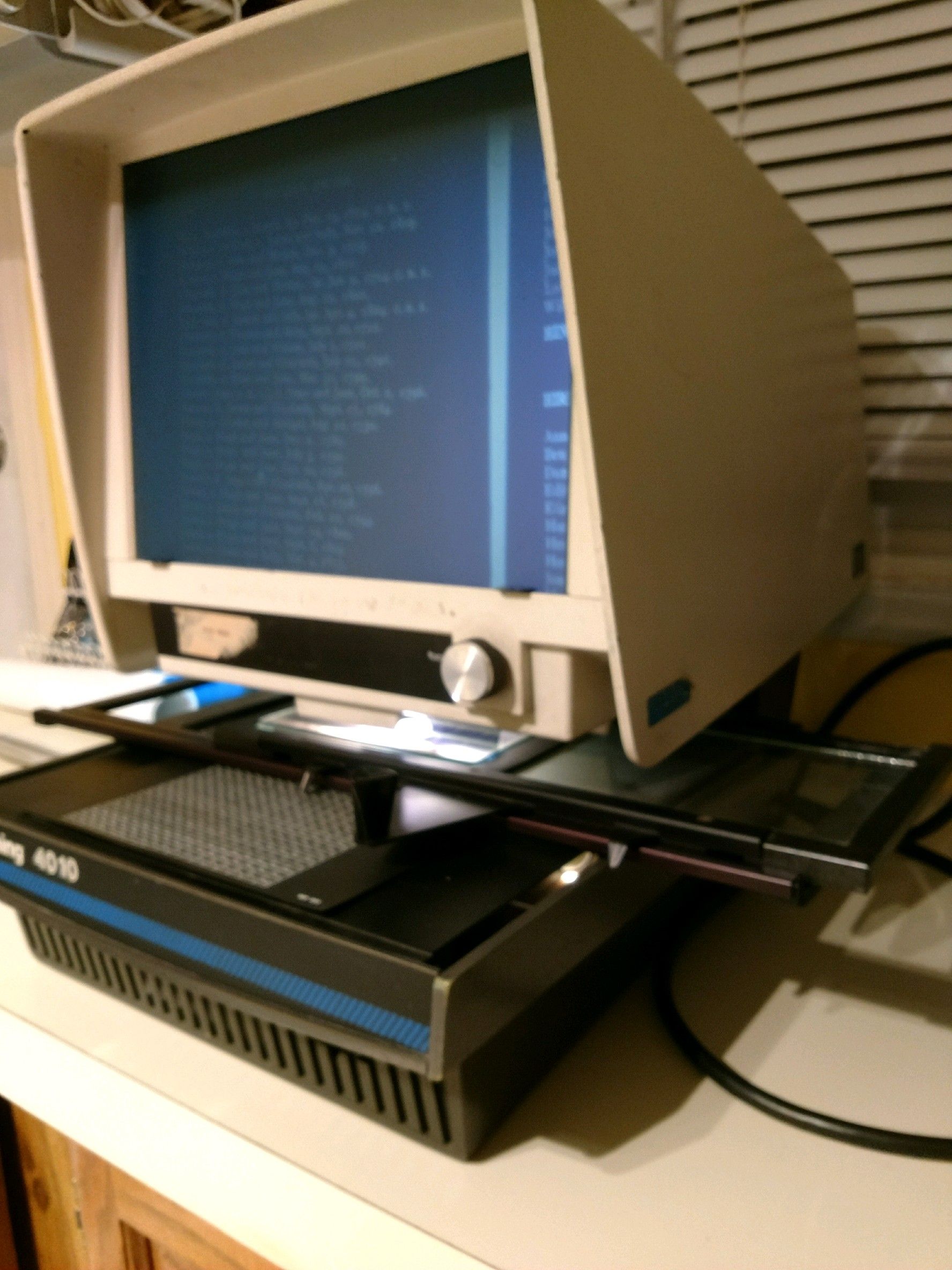 Microfilm / Microfiche Reader - Vintage