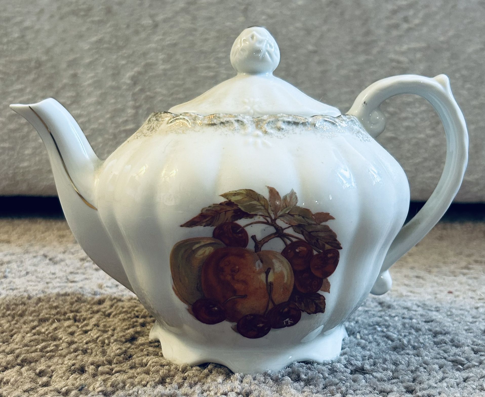Sadler Vintage Teapot