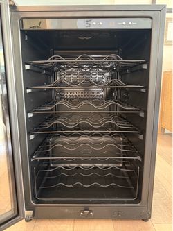 Frigidaire Wine Cooler