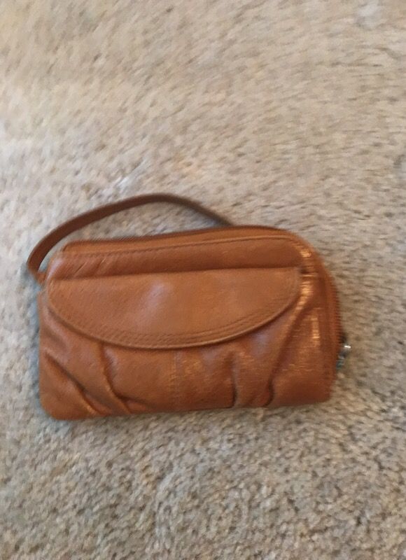 Tan leather hobo wallet