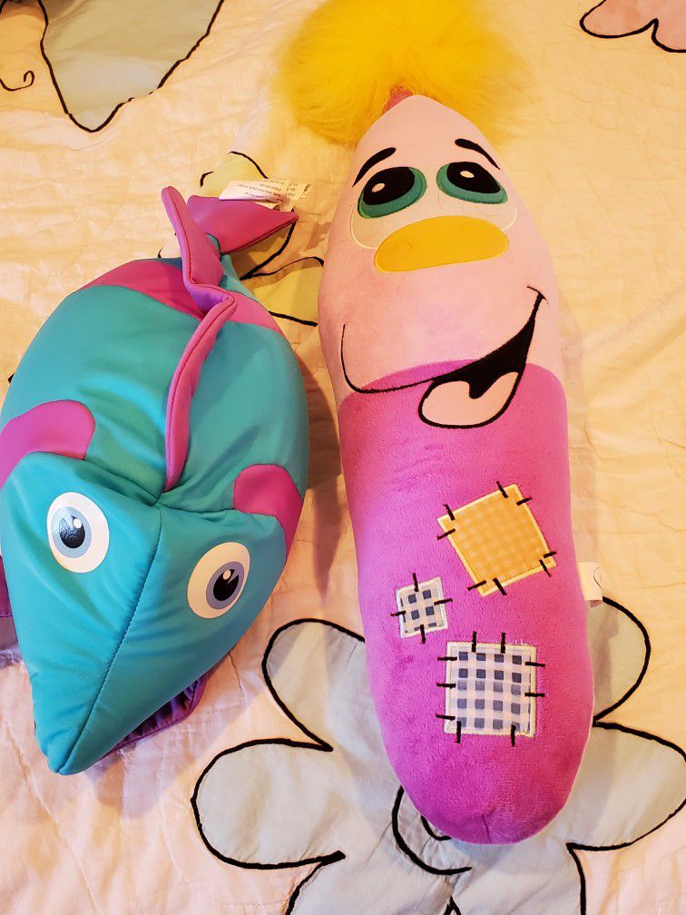 Childrens Novelty Throw Pillows. Finding Nemo And Kooky Pen
