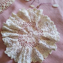 Vintage Doilies 