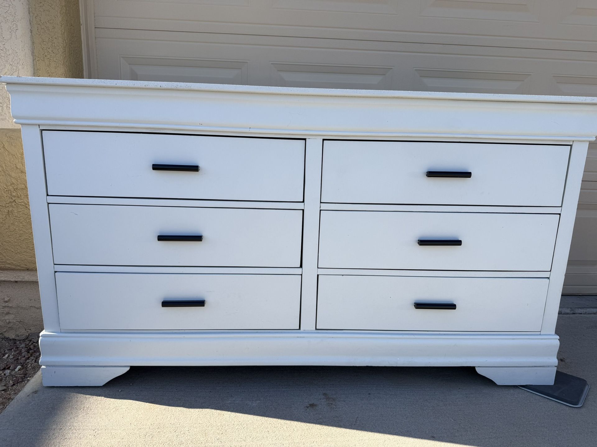 6 Drawer Dresser