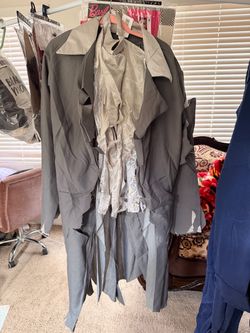 Zombie/Mummy  Adult grey Halloween Costume