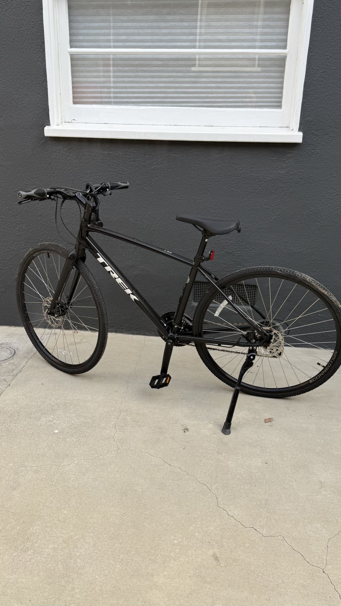 FX 1 Disc Gen 3 Trek Bike