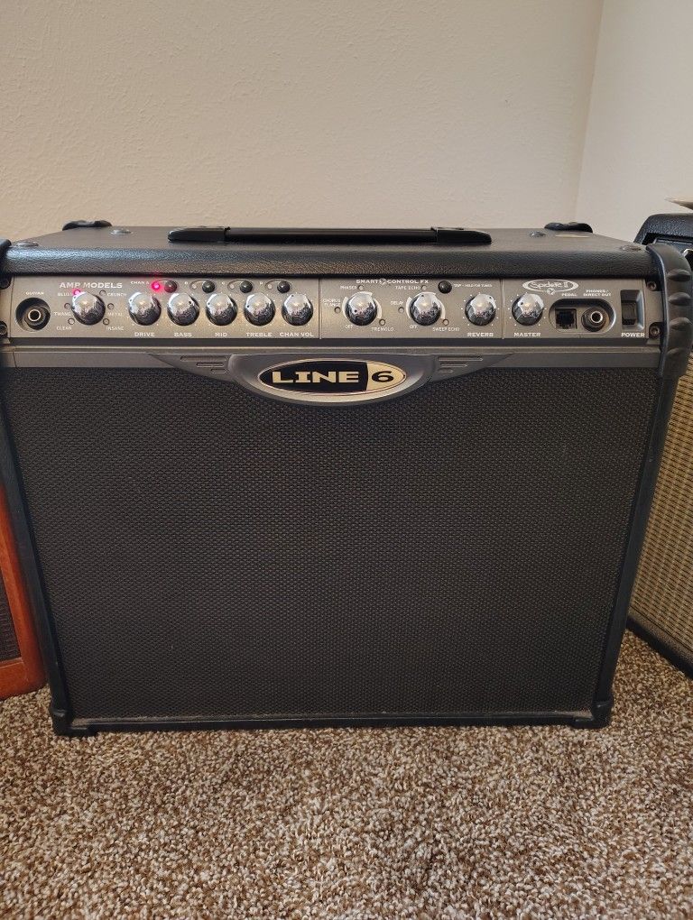 Line 6 SPYDER 2 EFFECTS & MODELING AMP
