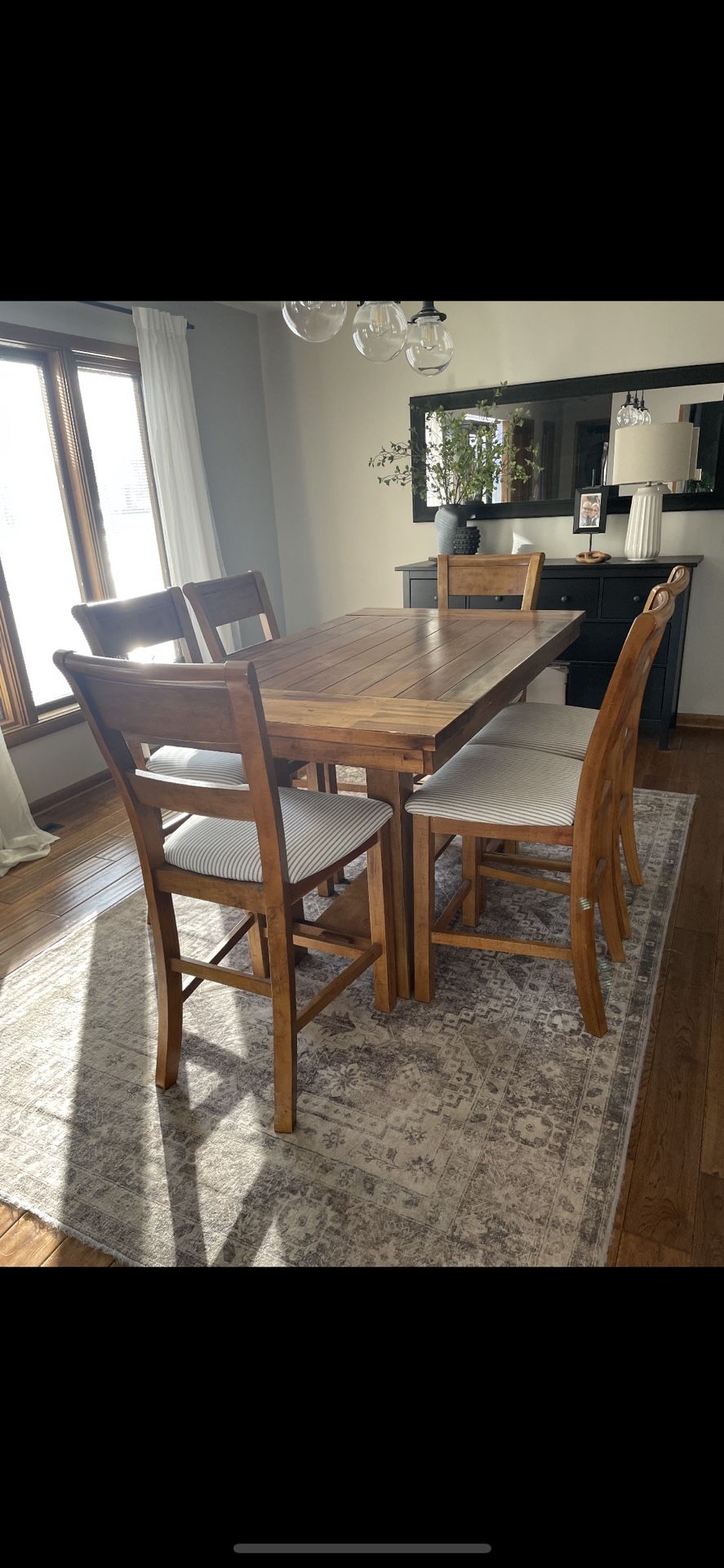 Dinning Room Table With 6 Chairs