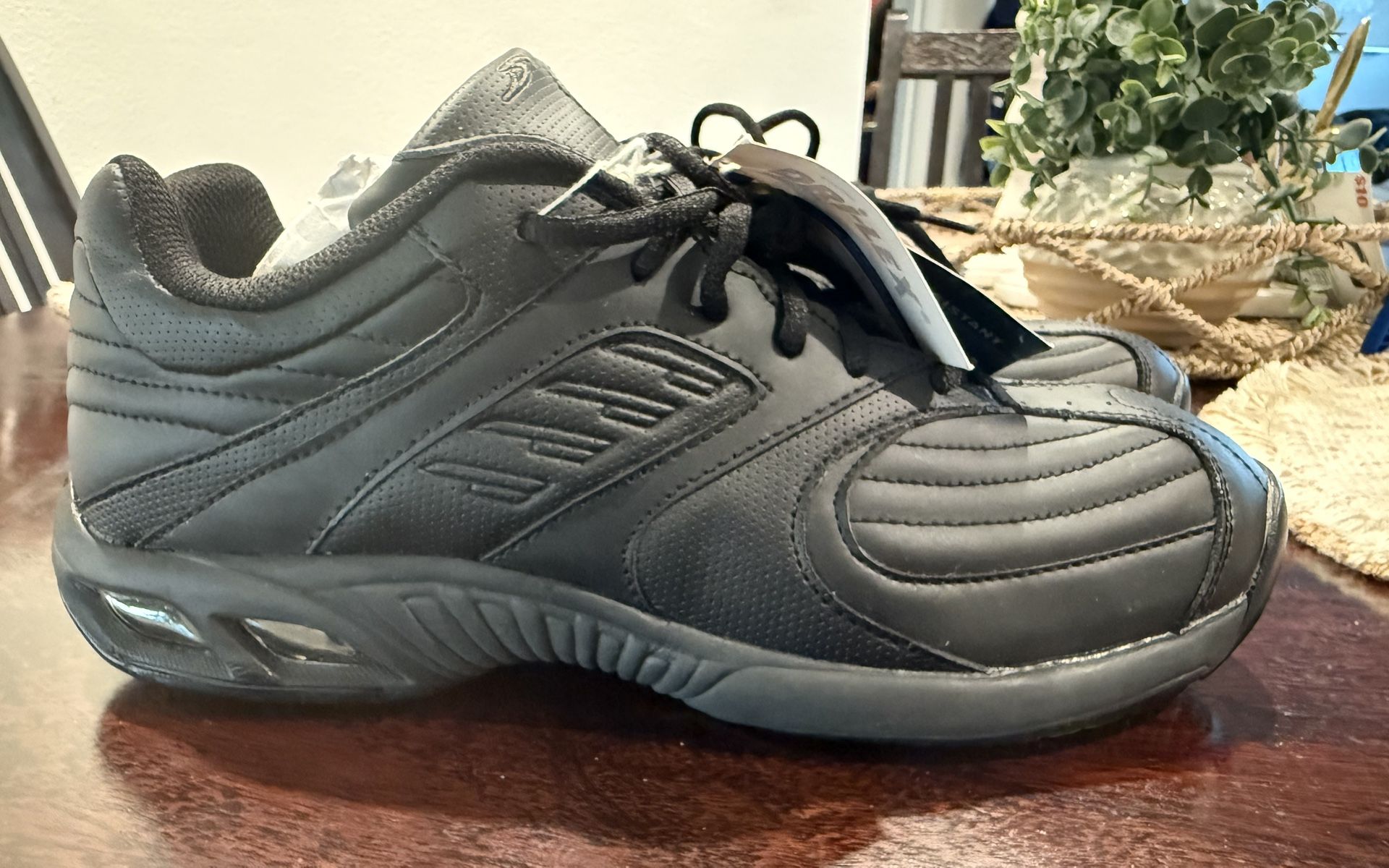 DRY-LEX work shoes (Size 9)