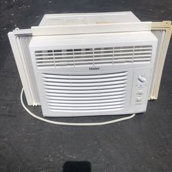 Very Good Condition Haier Air Conditioner 