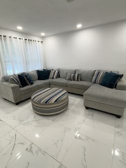 Living room set 4 pieces