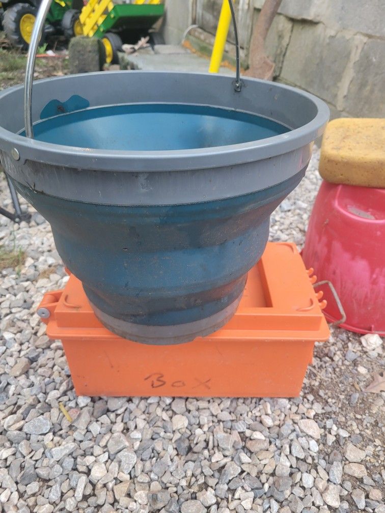Bucket