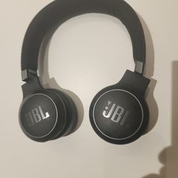 JBL heaphones