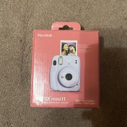Instax Mini 11 Camera