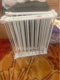 Baby gate