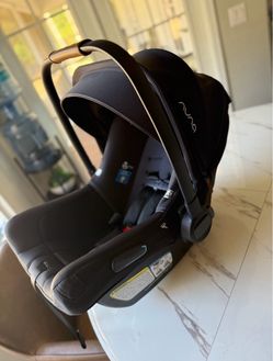 Nuna Pipa Aire Rx & Base