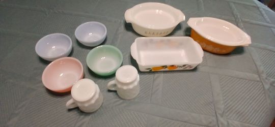 Vintage FireKing /Pyrex  glass wate