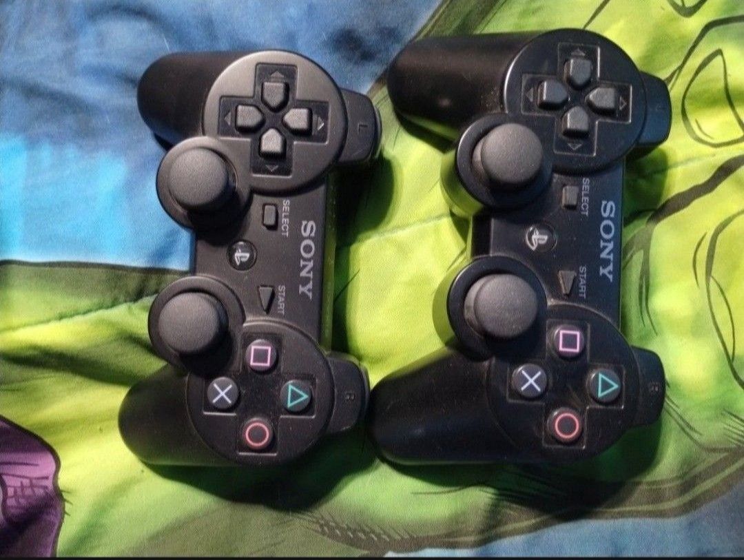 PS3 Sixaxis Wireless Controllers