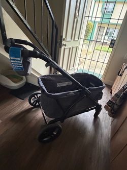 Baby trend wagon