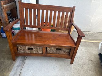 Wood Storage Bench with Wicker Baskets
