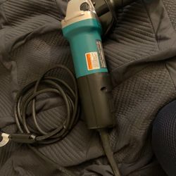 Makita Grinder & Skill Saw