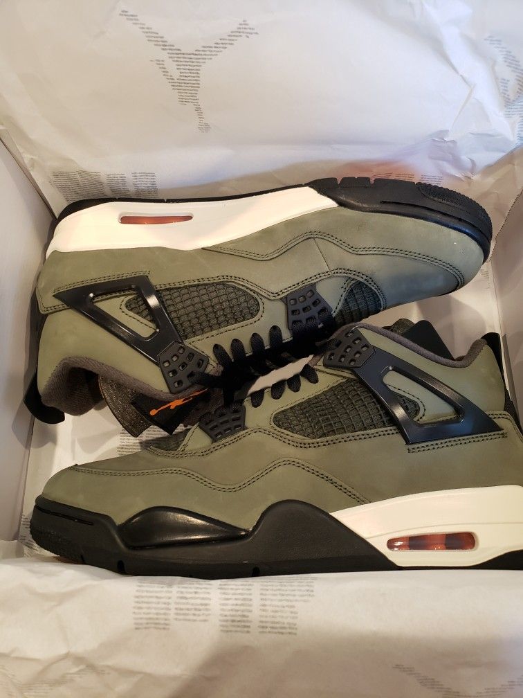 New Authentic Nike Air Jordan 4 Undefeated Men Shoe Pair (2025)