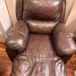 2ea Lane brand swivel recliner chaise lounge