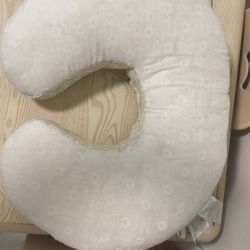 Nursing Pillow 