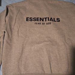 Essential Hoodie 