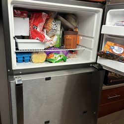 Single Door refrigerator 