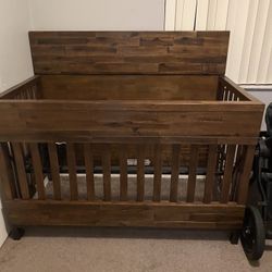 Ellen Degenerate Crib