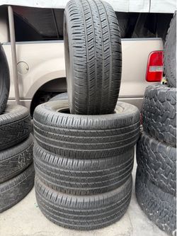 Vendo llantas usadas 265/65/R17 marca HANKOOK