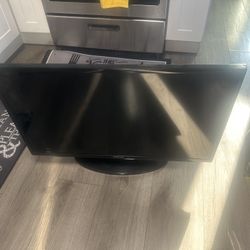 32” Tv