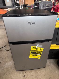 Whirlpool Mini Fridge $160