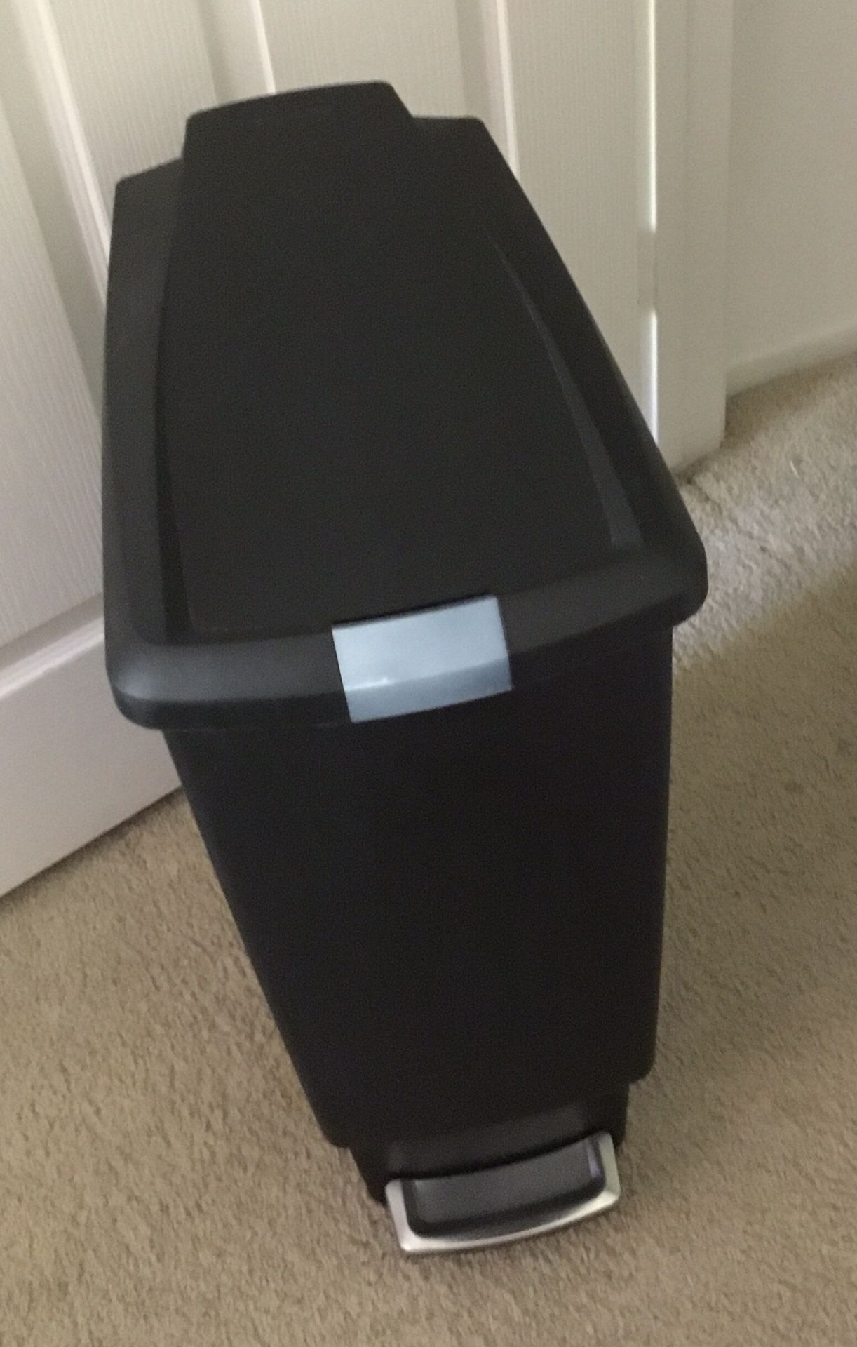 Simplehuman 40 Liter / 10.6 Gallon Slim Kitchen Step Trash Can, Grey