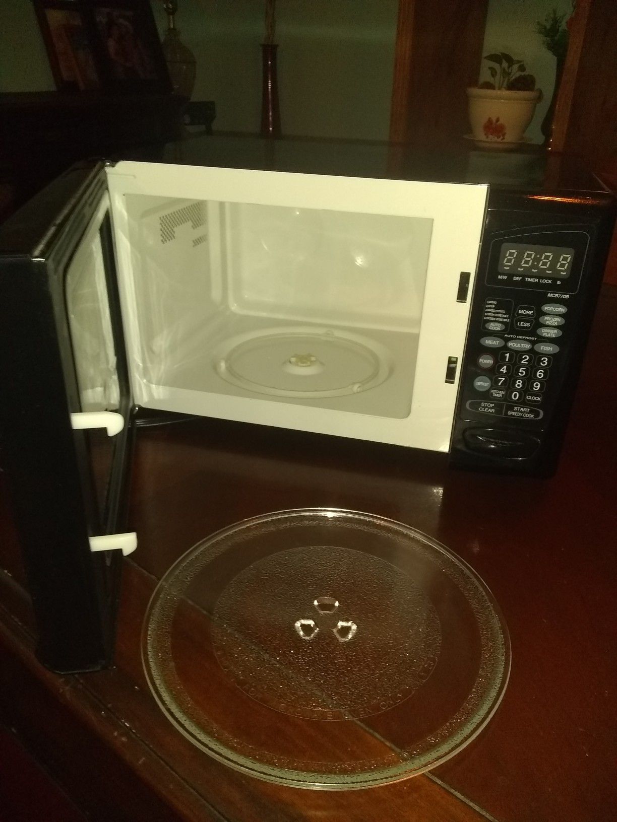 Magic Chef Microwave