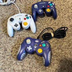 Nintendo GameCube Controllers
