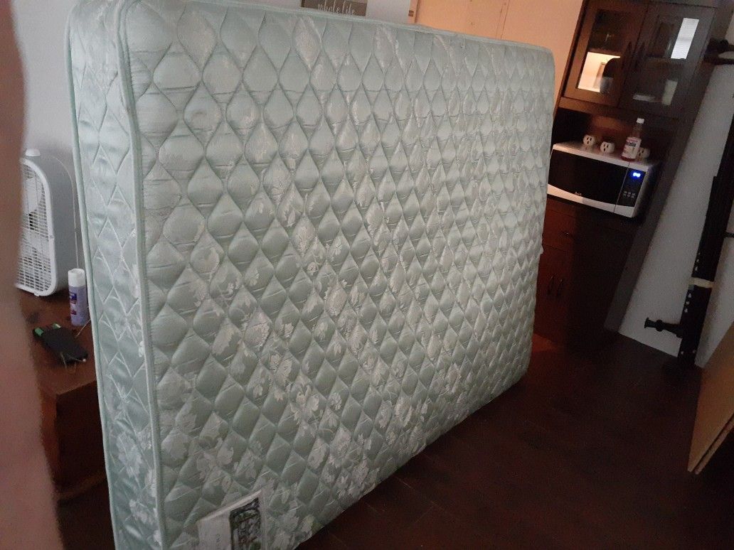 FREE Queen Mattress and Topper