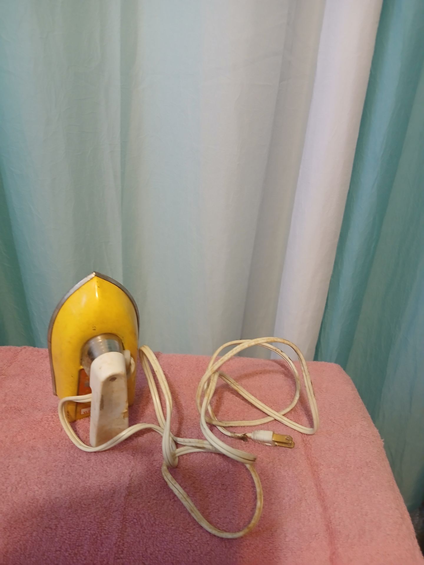 Vintage electric Iron