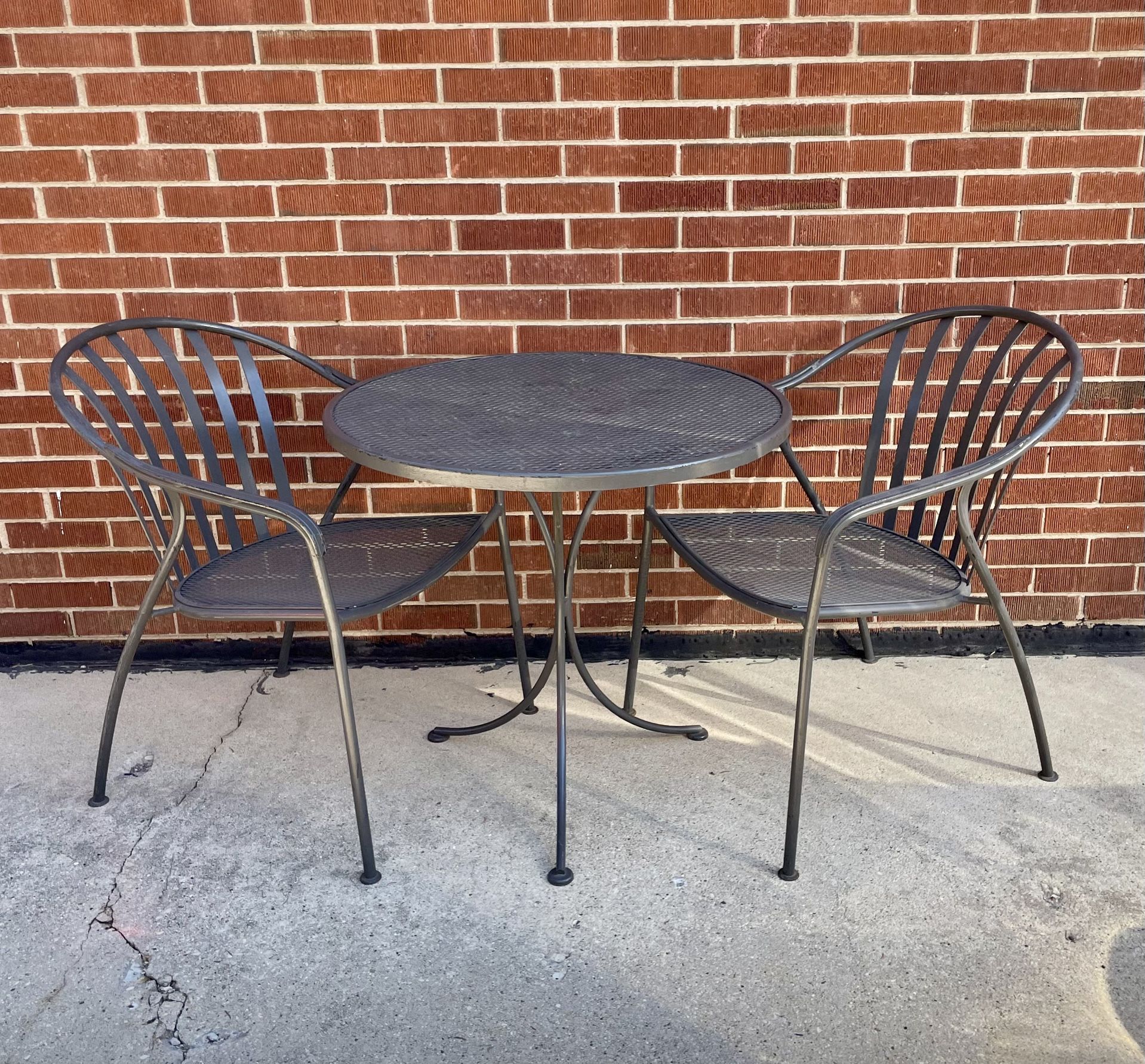 30” rod iron patio table Woodard Valencia set bistro