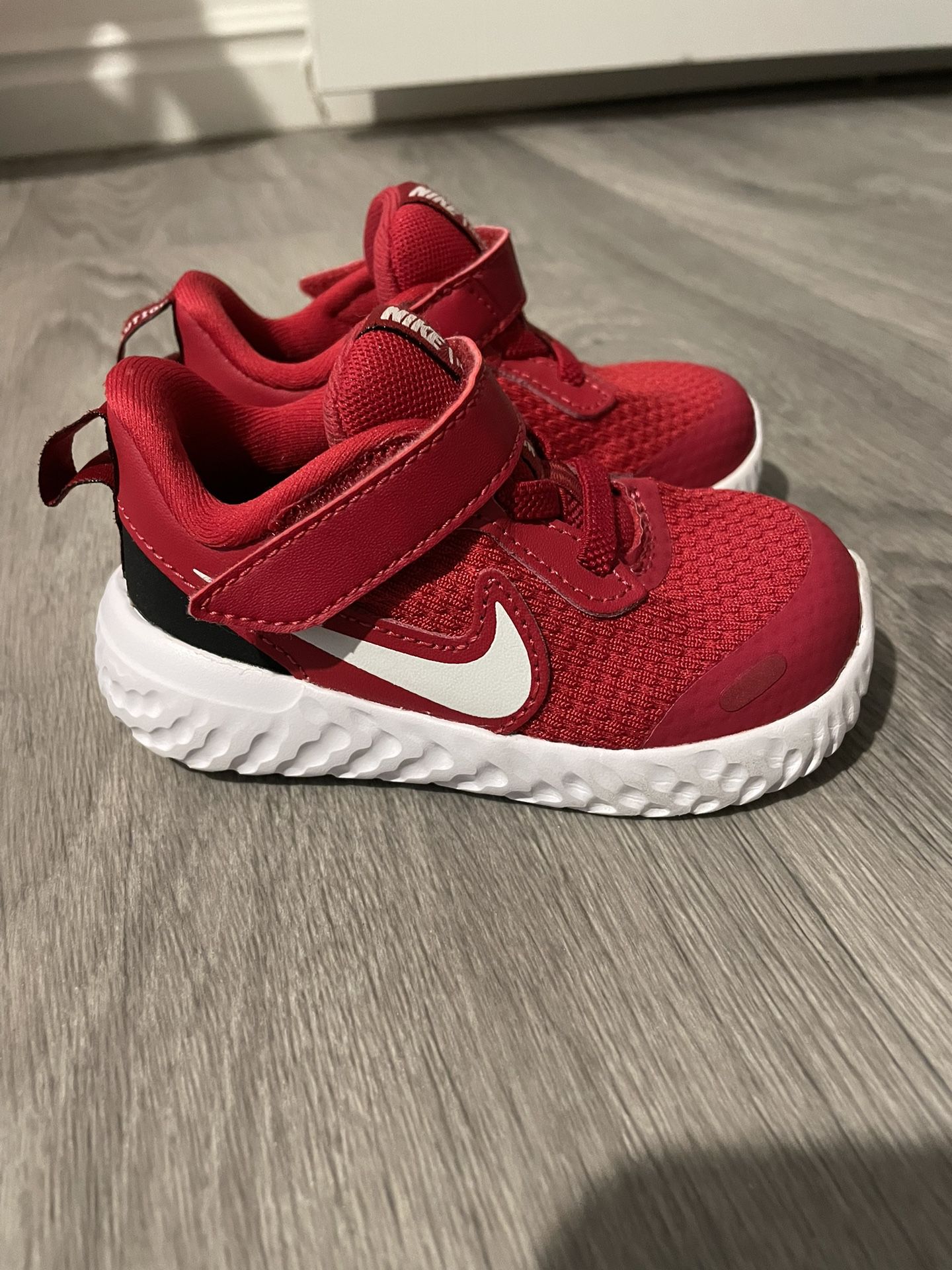 Toddler Nike 5C