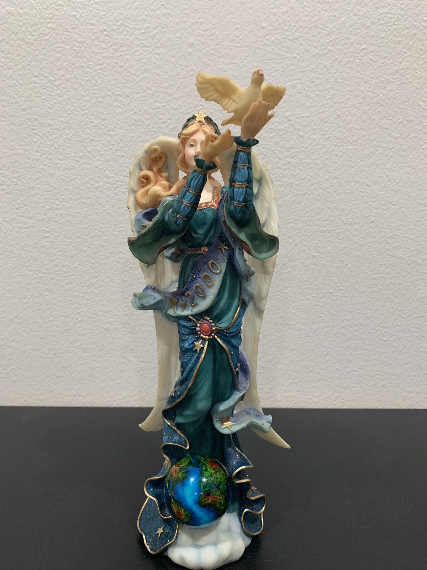 LENOX MILLENNIUM PENCIL ANGEL WHITE DOVE GLASS GLOBE WORLD AT HER FEET FIGURINE