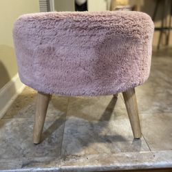 Ex-large Round Pink Faux Fur 4 Wooden Legged Ottoman