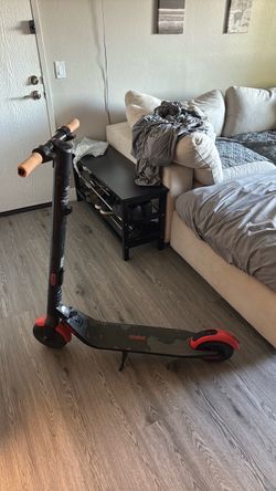 Ninebot E Scooter