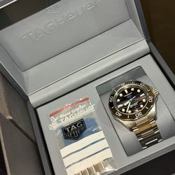 TAG HEUER AQUARACER PROFESSIONAL 300 DATE COSC Automatic, 42 mm, Steel WBP5110.BA0013