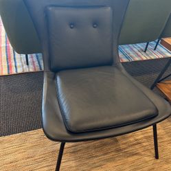 LEATHER CHAIR